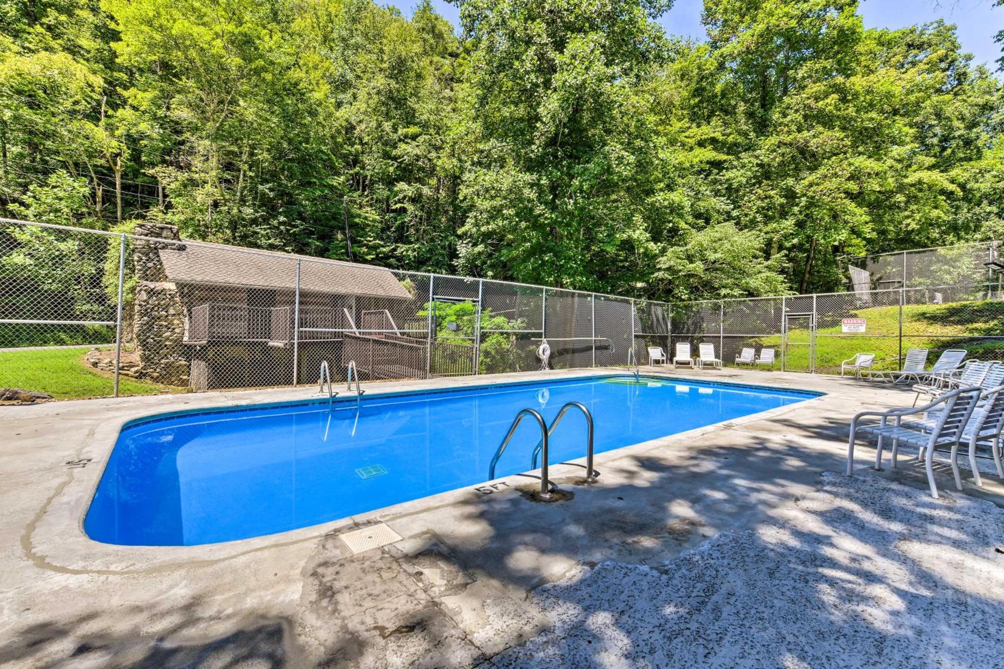 Gatlinburg Cabin With Game Room, Hot Tub And Mtn Views Экстерьер фото