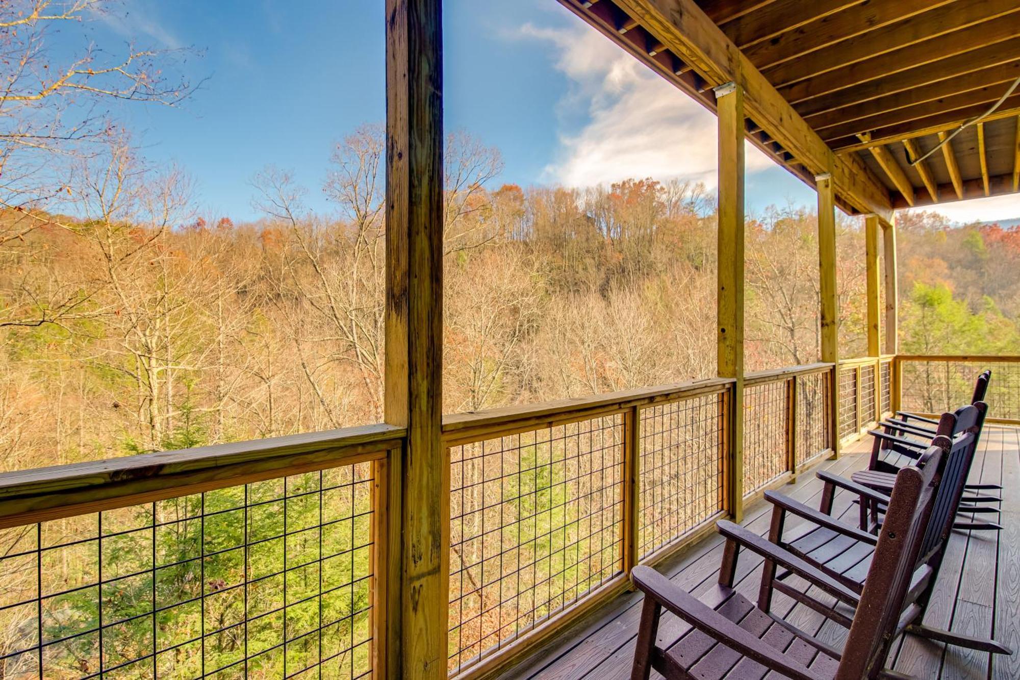 Gatlinburg Cabin With Game Room, Hot Tub And Mtn Views Экстерьер фото
